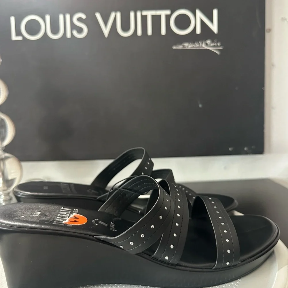 🆕Italian Shoemakers Wedges
